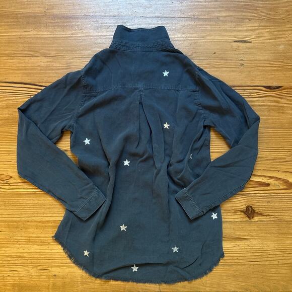 Cloth & Stone blue silver star plunge neckline button long sleeve shirt SIZE S - Picture 7 of 7